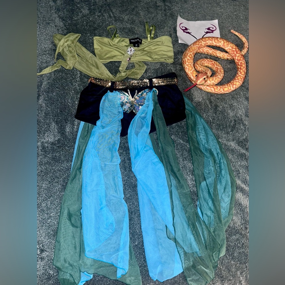 Britney Spears Costume I’m a Slave 4U MEDIUM